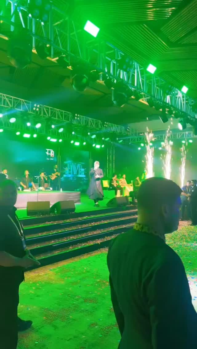 Arthur bodyguard team work 
Show sagar bhatia
#sagarbhatia #sagarbhatialive #sagarbhatiaa