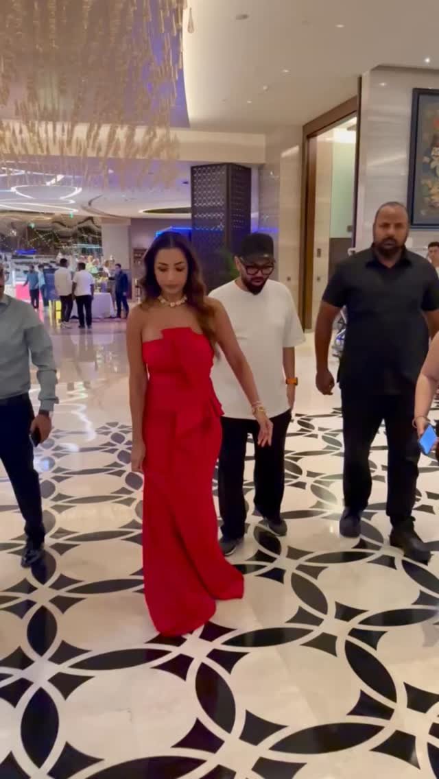 #malaikaarora #malaika #karanaujla #bollywood #viral