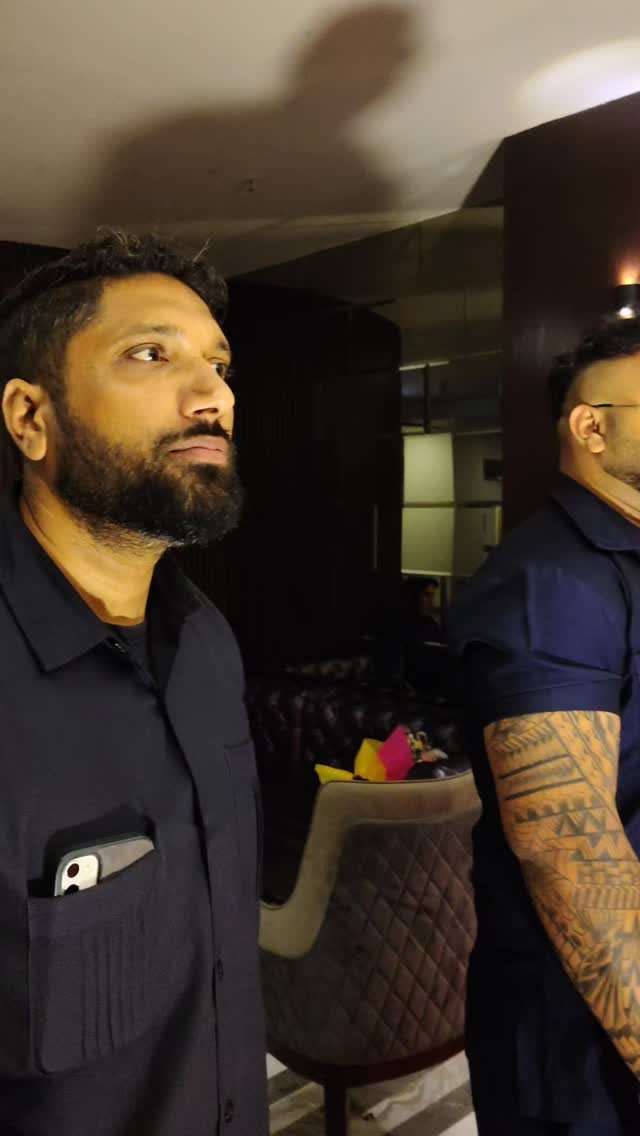 Provide personal service with director #anuragkashyap 
Arthur bodyguard 
#Arthur_bodyguard_bouncer 
#bouncer #movie #moviepromotion